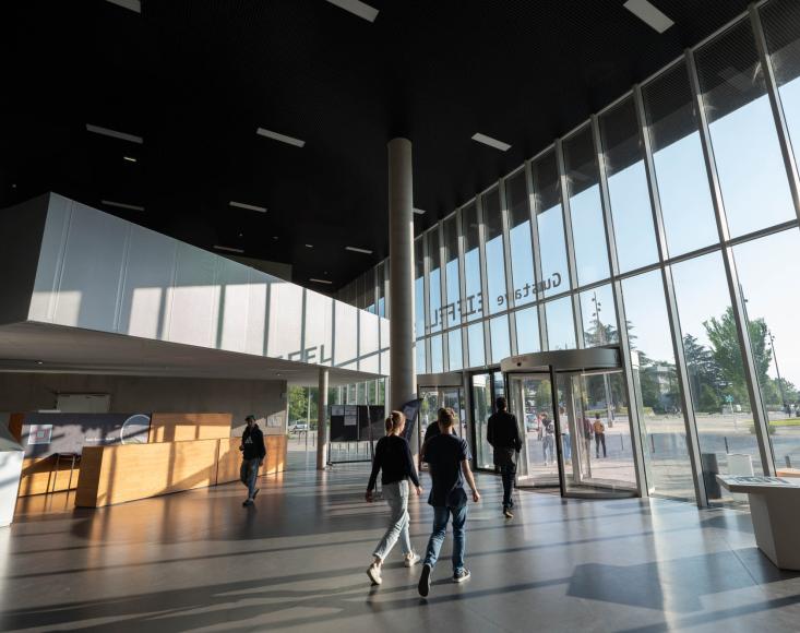 hall-entree-CentraleSupelec